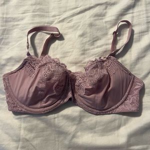 32DD Victoria’s Secret Bra